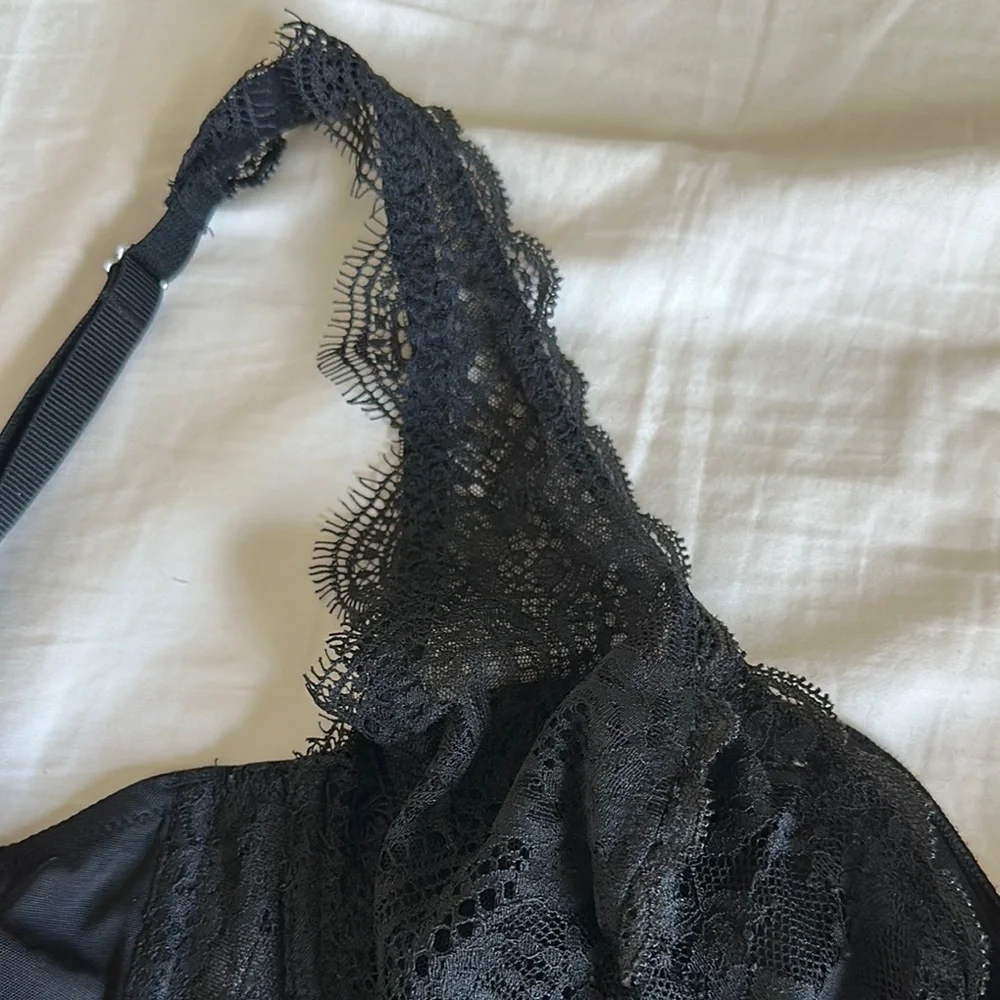 Victoria’s Secret black lace corset bra - Picture 3 of 5